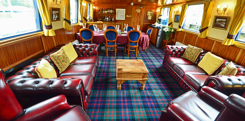 CRUCEROS FLUVIALES ESCOCIA CRUCEROS FLUVIALES HIGHLANDS CRUISES SCOTLAND SOTTISH HIGHLANDER CRUISES BARGE CRUISES SCOTLAND UNITED KINGDOM CRUISES FAMILY CRUISES SCOTLAND CRUCEROS EN FAMILIA CHARTER CRUCEROS BARCOS PEQUEÑOS BARCOS PRIVADOS POCOS PASAJEROS